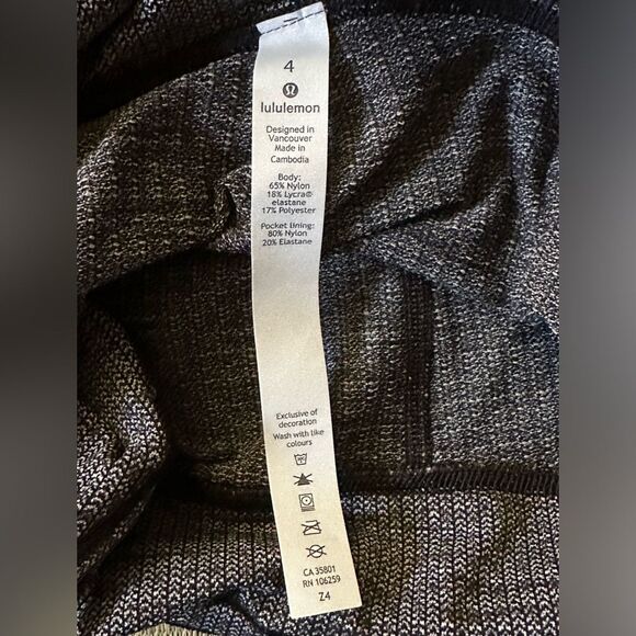 Like new Lululemon Speed Up High Rise HR size 4 pockets full length - Picture 7 of 7